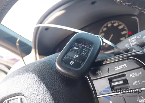 2023 Honda Civic Sport z USA, uszkodzony, nr VIN 19XFL2H8XPE009734